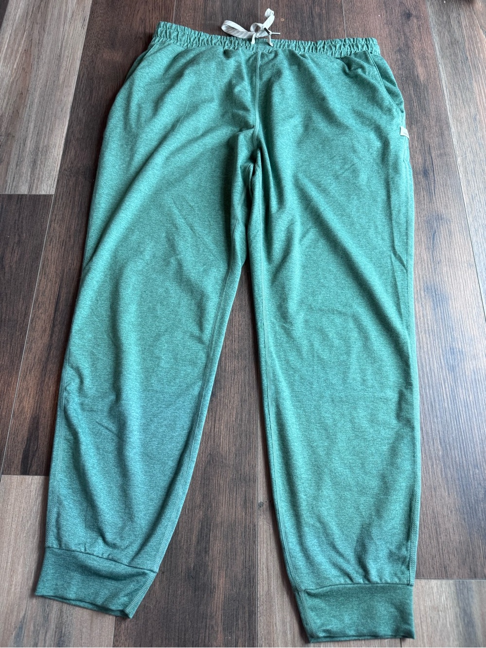 Vuori Men's Green Track Joggers